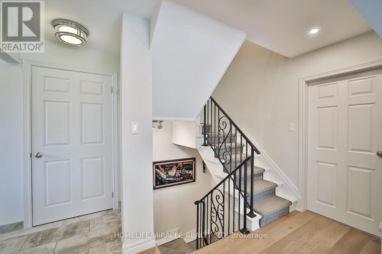 17 Ridgehill Drive, Brampton, Ontario  L6Y 2C3 - Photo 22 - W12937428