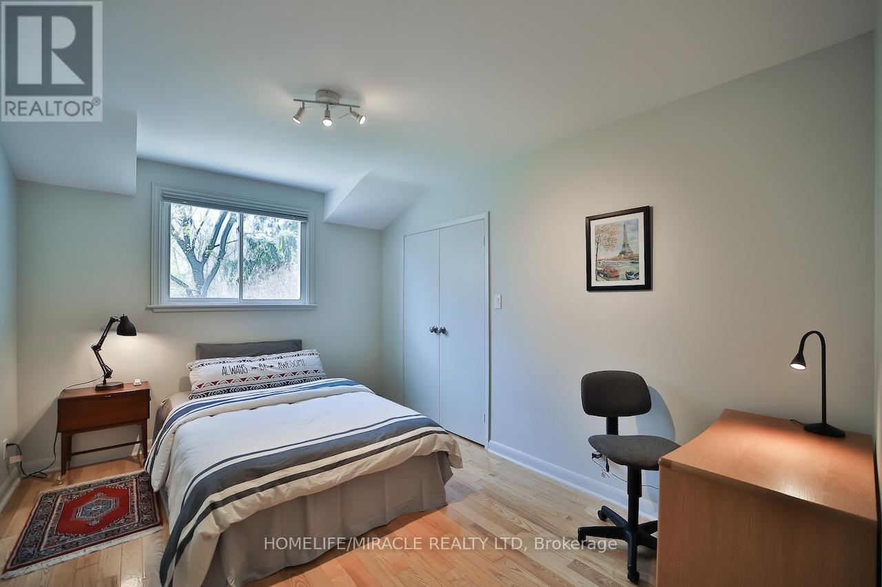 17 Ridgehill Drive, Brampton, Ontario  L6Y 2C3 - Photo 35 - W12937428