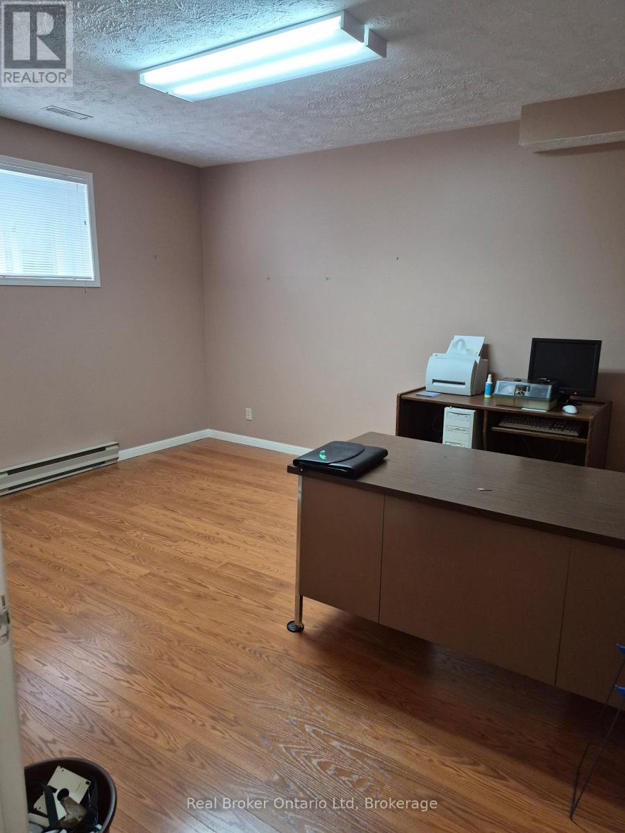 2022 7th Avenue E, Owen Sound, Ontario  N4K 6R9 - Photo 16 - X12934108