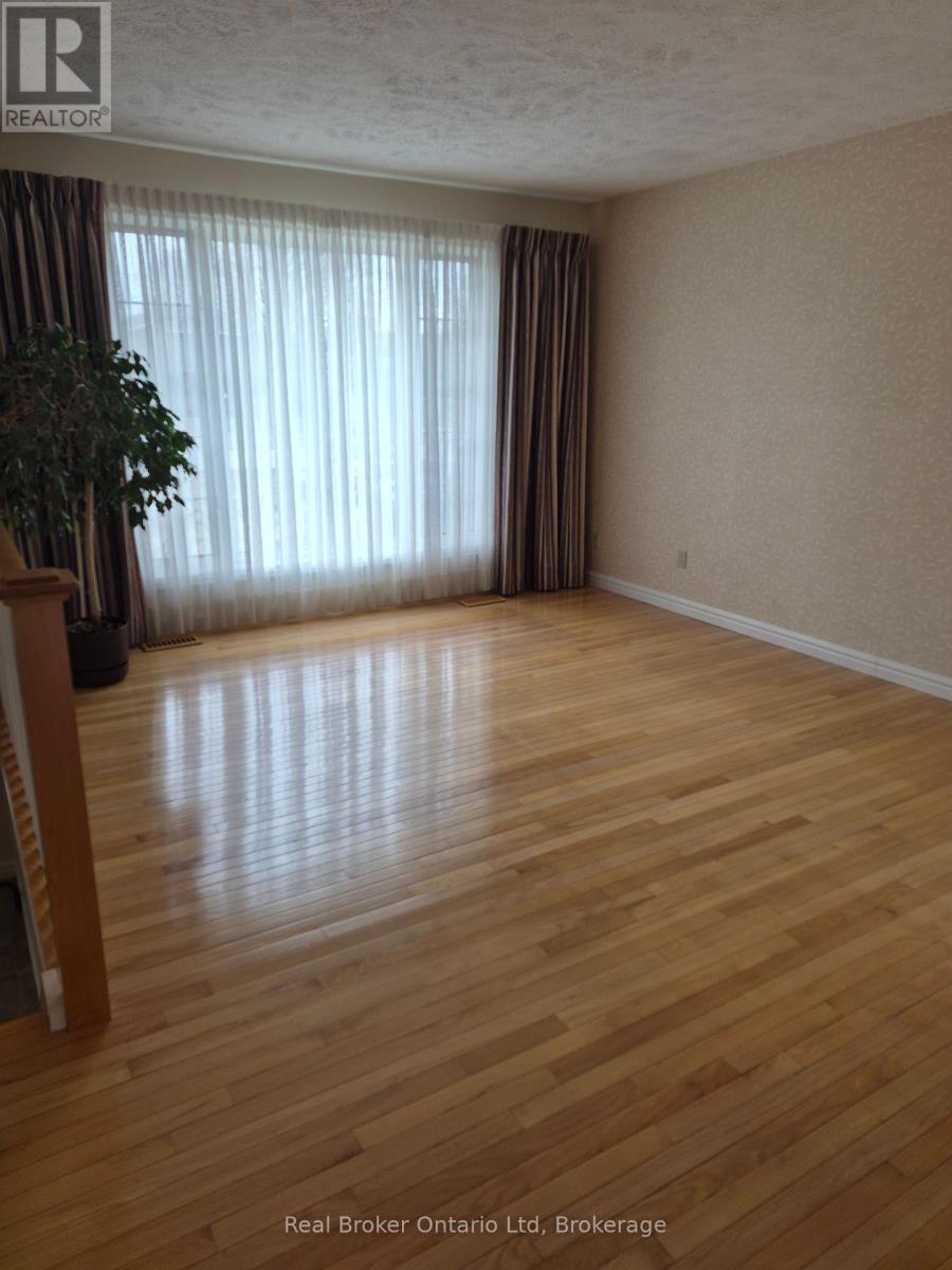 2022 7th Avenue E, Owen Sound, Ontario  N4K 6R9 - Photo 8 - X12934108