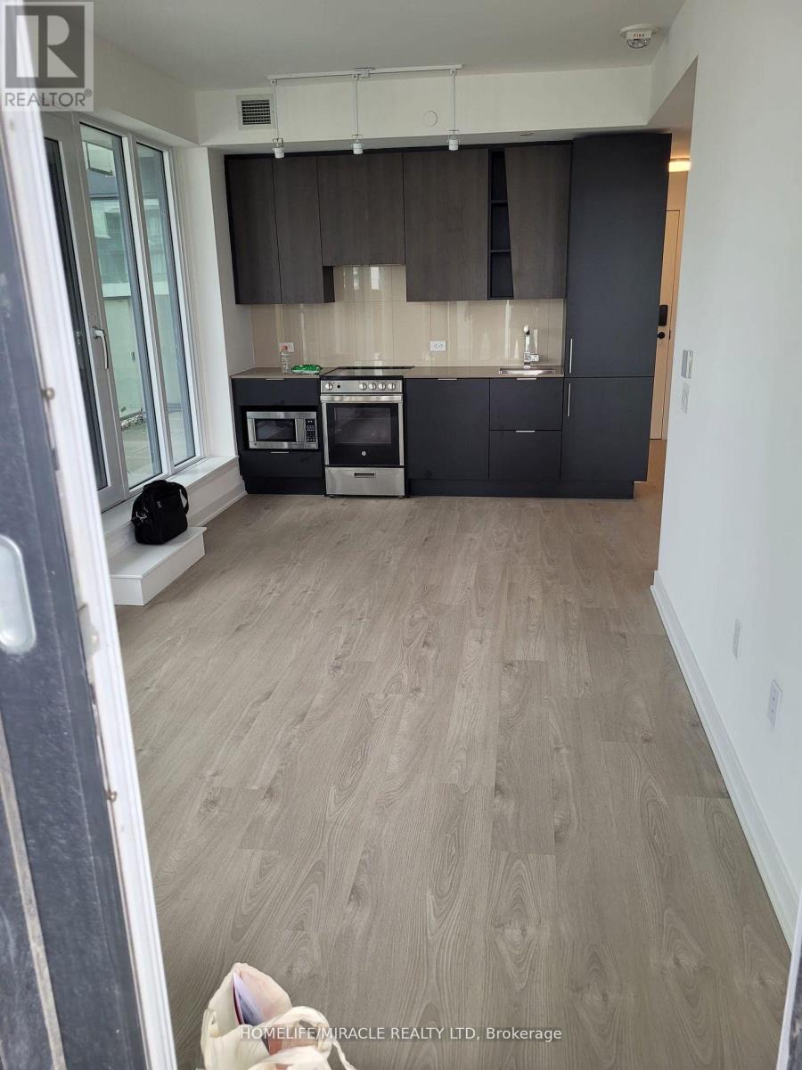 212 - 3900 Confederation Parkway, Mississauga, Ontario  L5B 0M3 - Photo 6 - W12936922