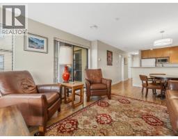 402 124 W 3RD STREET, North Vancouver, British Columbia