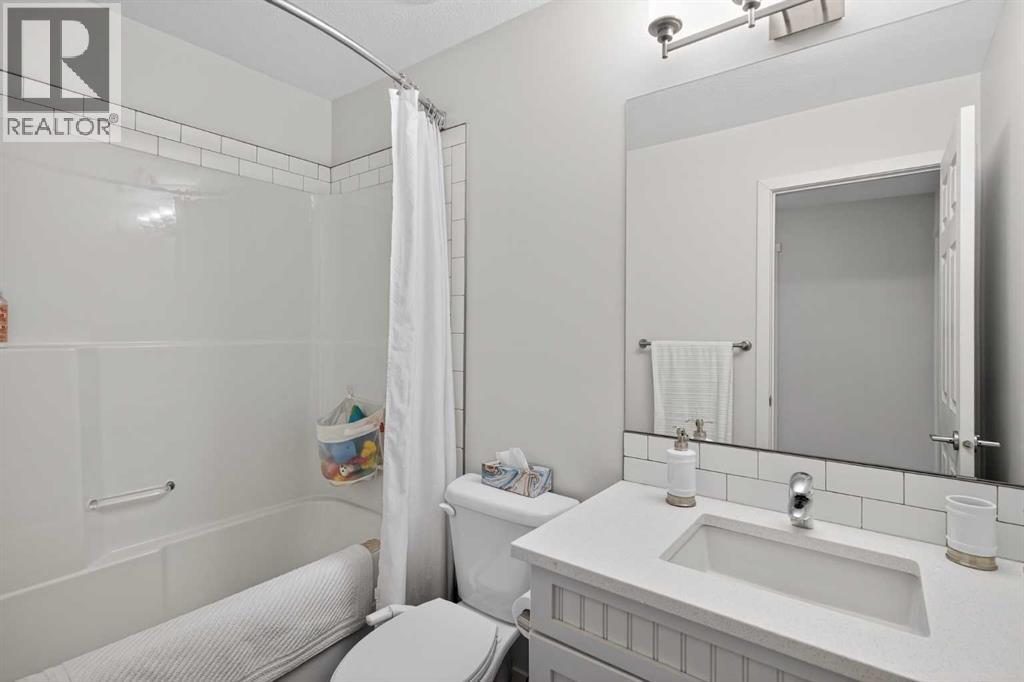 32 Marquis Green Se, Calgary, Alberta  T3M 1X7 - Photo 30 - A2295676