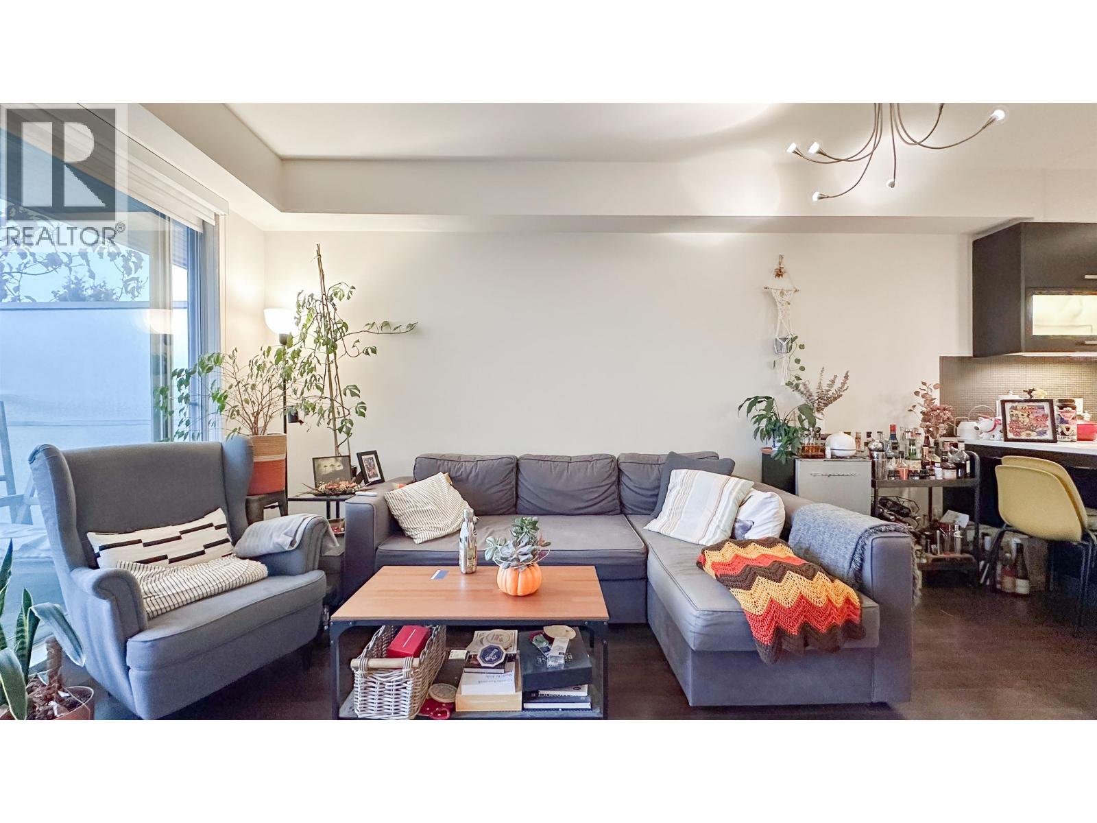 301 3333 Main Street, Vancouver, British Columbia  V7V 3M8 - Photo 5 - R3093576