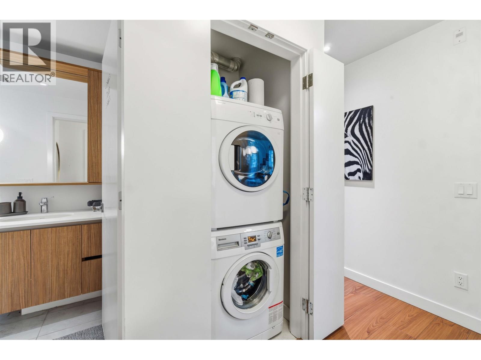 316 516 Foster Avenue, Coquitlam, British Columbia  V3J 0H8 - Photo 13 - R3097695