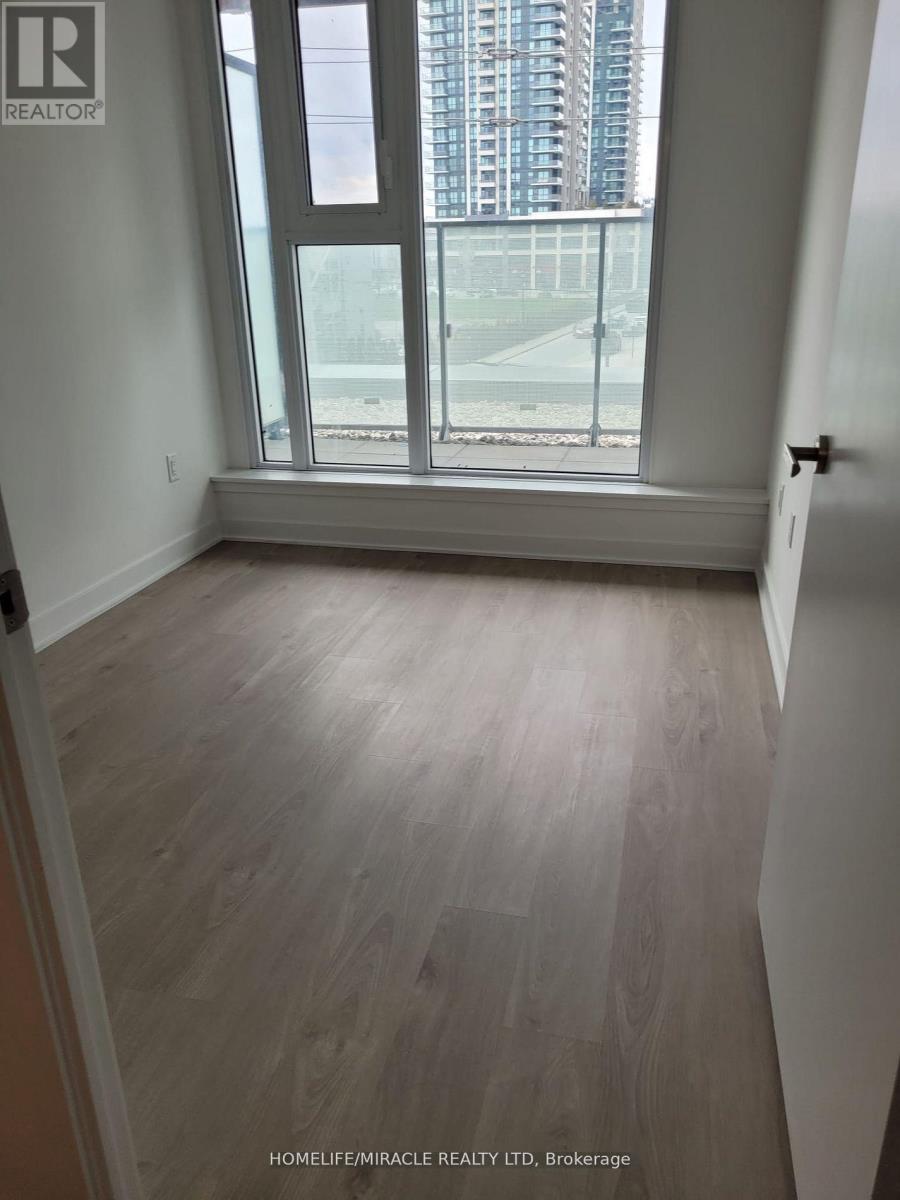 212 - 3900 Confederation Parkway, Mississauga, Ontario  L5B 0M3 - Photo 9 - W12936922