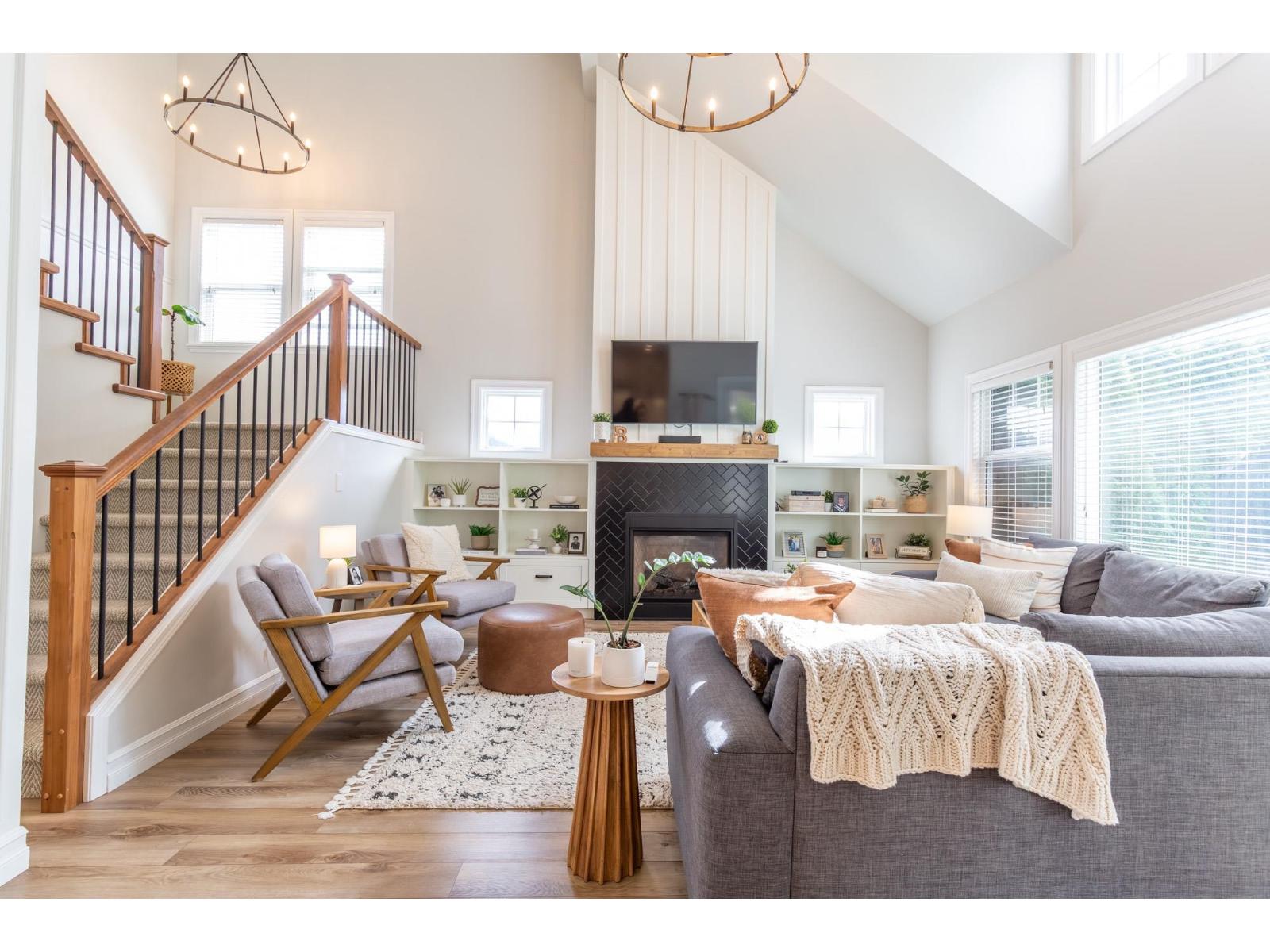 5217 Weeden Place, Promontory, Chilliwack, British Columbia  V2R 5T9 - Photo 2 - R3104647