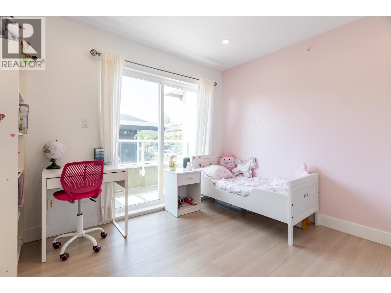 2 1233 W 16th Street, North Vancouver, British Columbia  V7P 1R5 - Photo 23 - R3105013