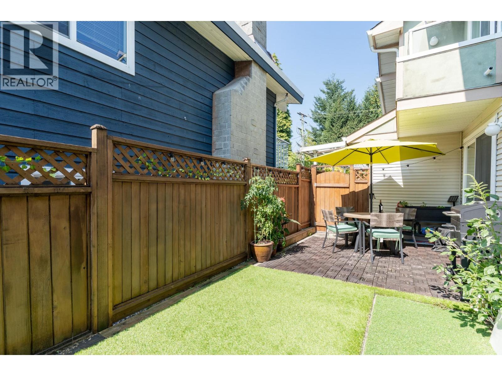 2 1233 W 16th Street, North Vancouver, British Columbia  V7P 1R5 - Photo 30 - R3105013