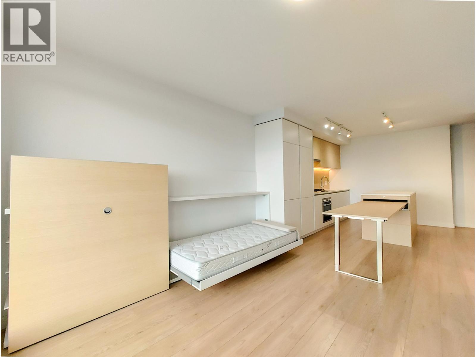 2503 652 Whiting Way, Coquitlam, British Columbia  V3B 0J3 - Photo 3 - R3102544