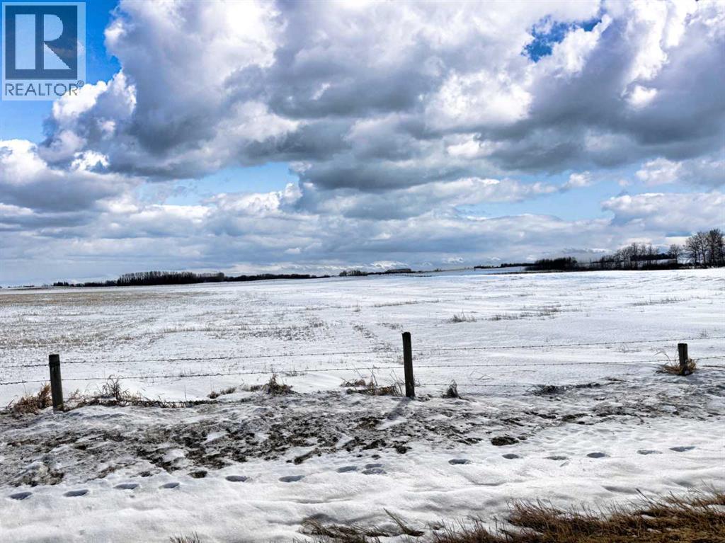 NE 11-33-21 W5th, Rural Mountain View County, Alberta  T4H 1P0 - Photo 5 - A2295654