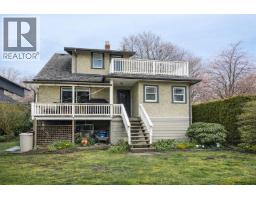 <div class="price">$2,998,800</div> 4402 W 12th Avenue, Vancouver<br><div style="margin-bottom:8px;"><small>RE/MAX Select Realty</small></div><div class='bed_bath'>5 Bed | 2 Bath</div>