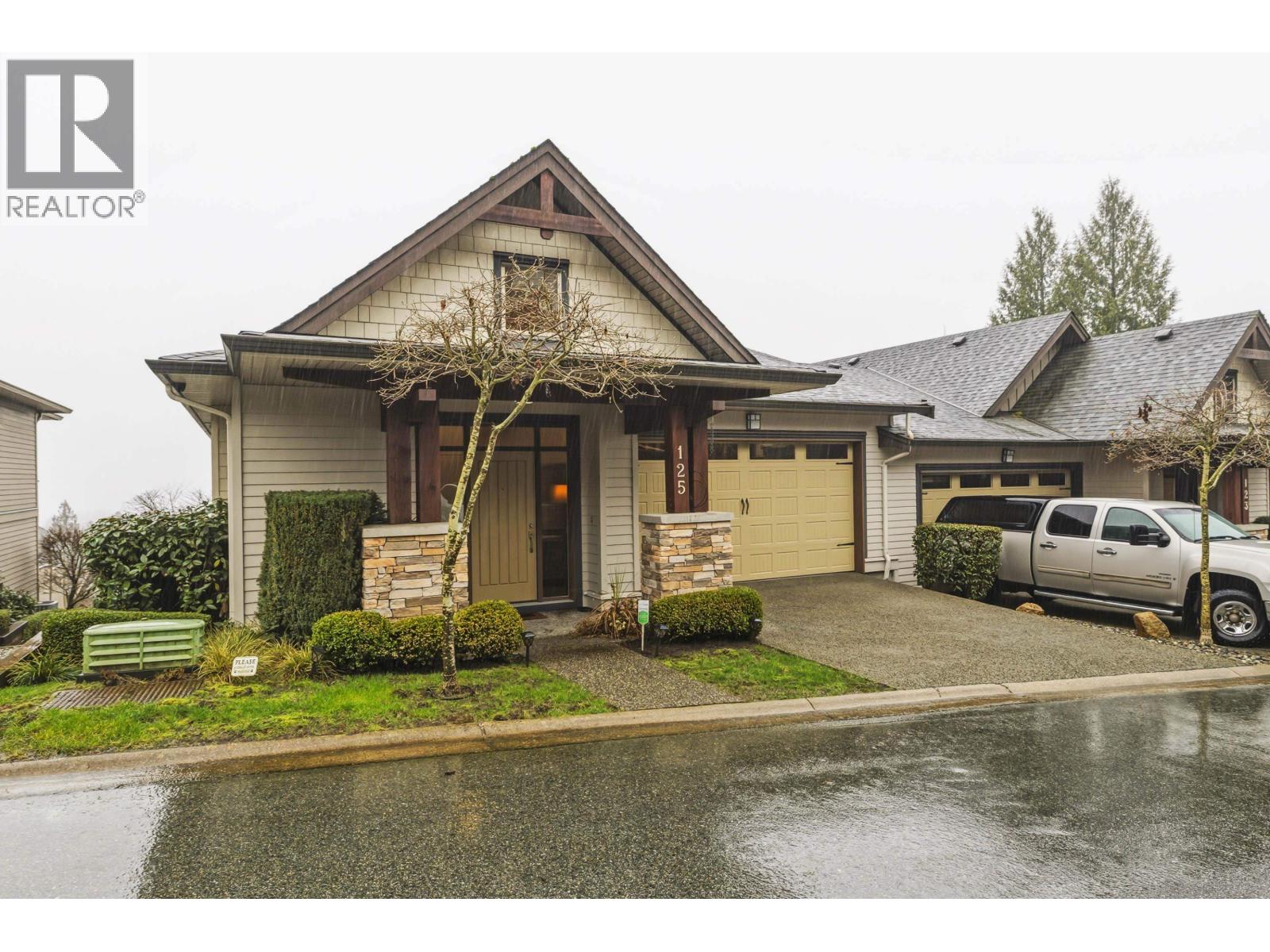 125 3458 Burke Village Promenade, Coquitlam, British Columbia  V3E 0J1 - Photo 3 - R3101759