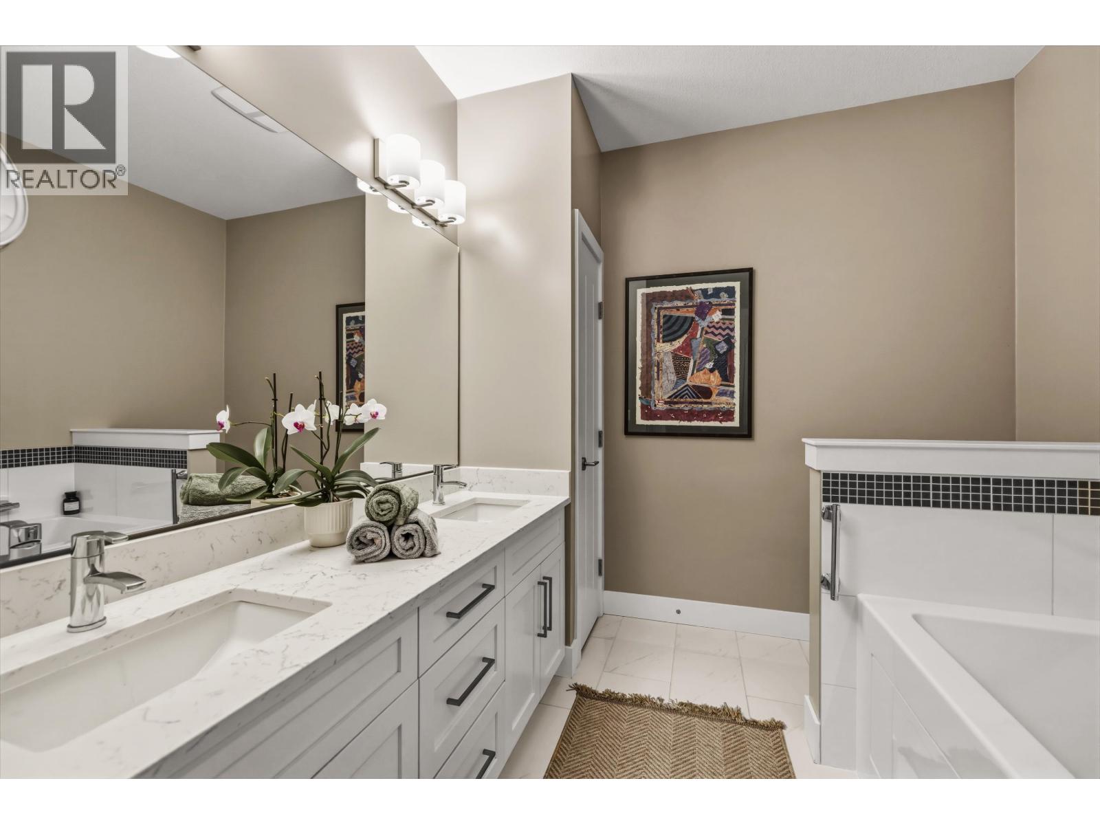 125 3458 Burke Village Promenade, Coquitlam, British Columbia  V3E 0J1 - Photo 22 - R3101759