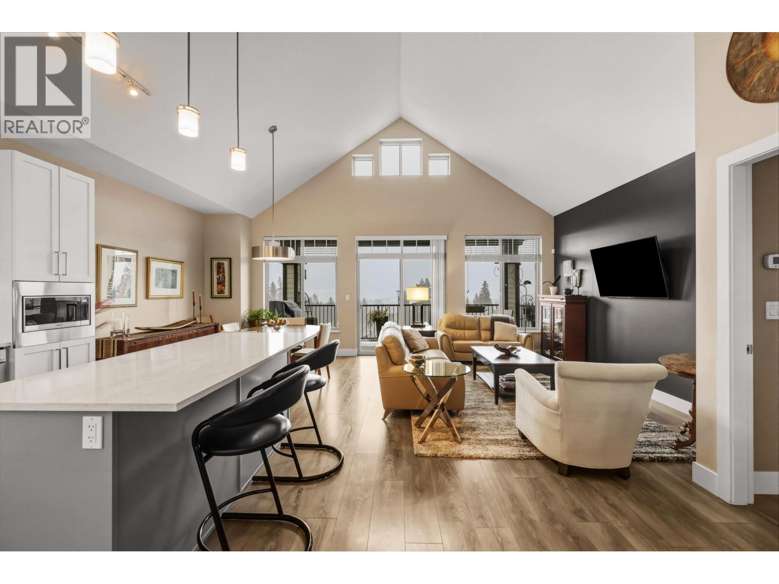 125 3458 Burke Village Promenade, Coquitlam, British Columbia  V3E 0J1 - Photo 6 - R3101759