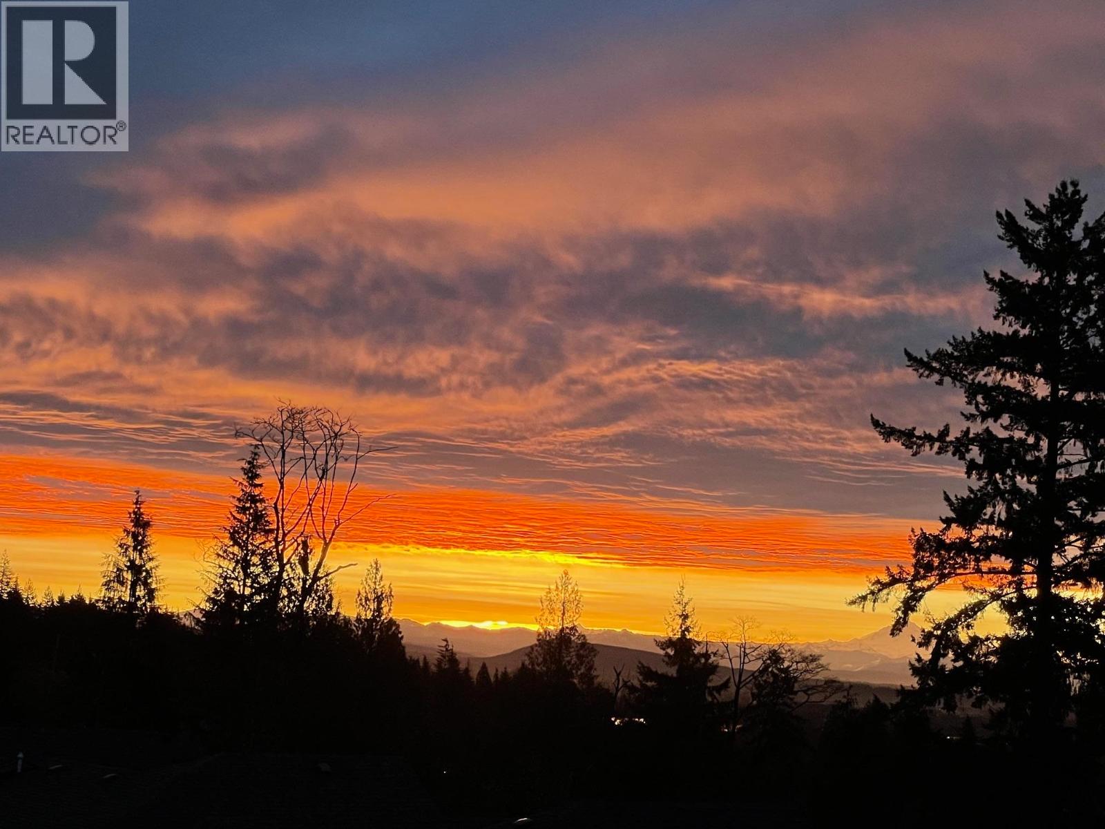 125 3458 Burke Village Promenade, Coquitlam, British Columbia  V3E 0J1 - Photo 2 - R3101759