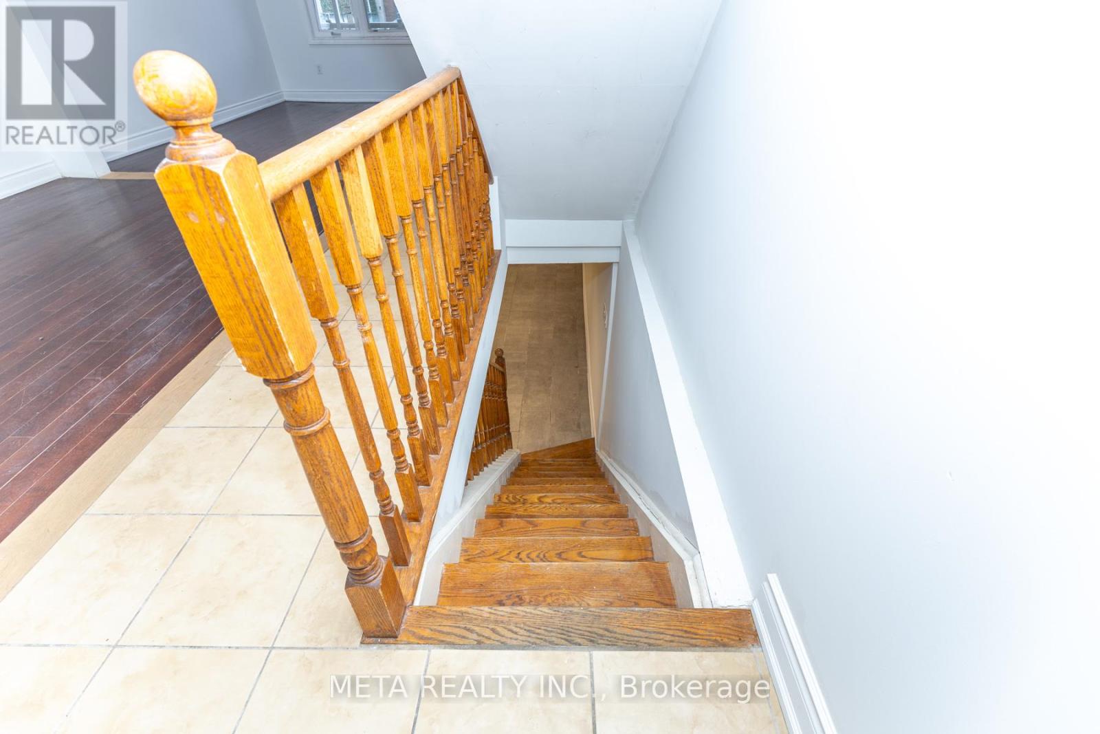 14 Peel Avenue N, Toronto, Ontario  M6J 1M4 - Photo 15 - C12937432