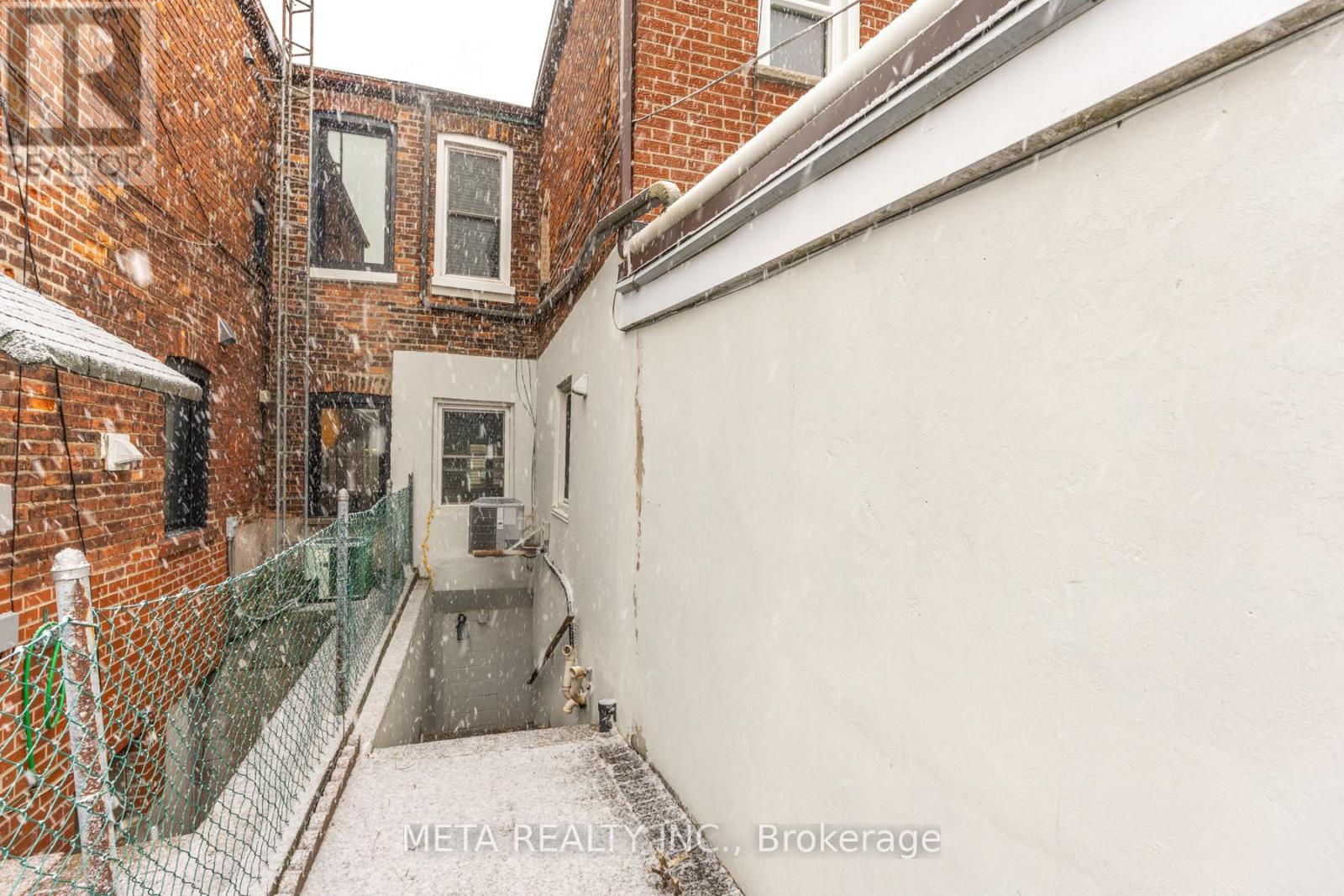 14 Peel Avenue N, Toronto, Ontario  M6J 1M4 - Photo 22 - C12937432