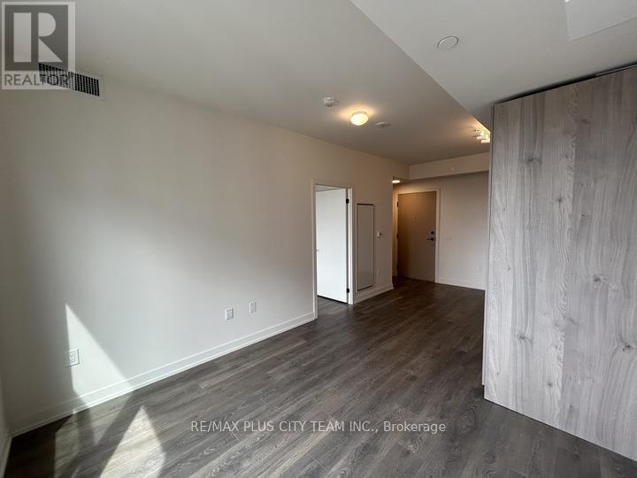 1109 - 181 Sterling Rd Road, Toronto, Ontario M6R 0B2 - Photo 4 - C12937436