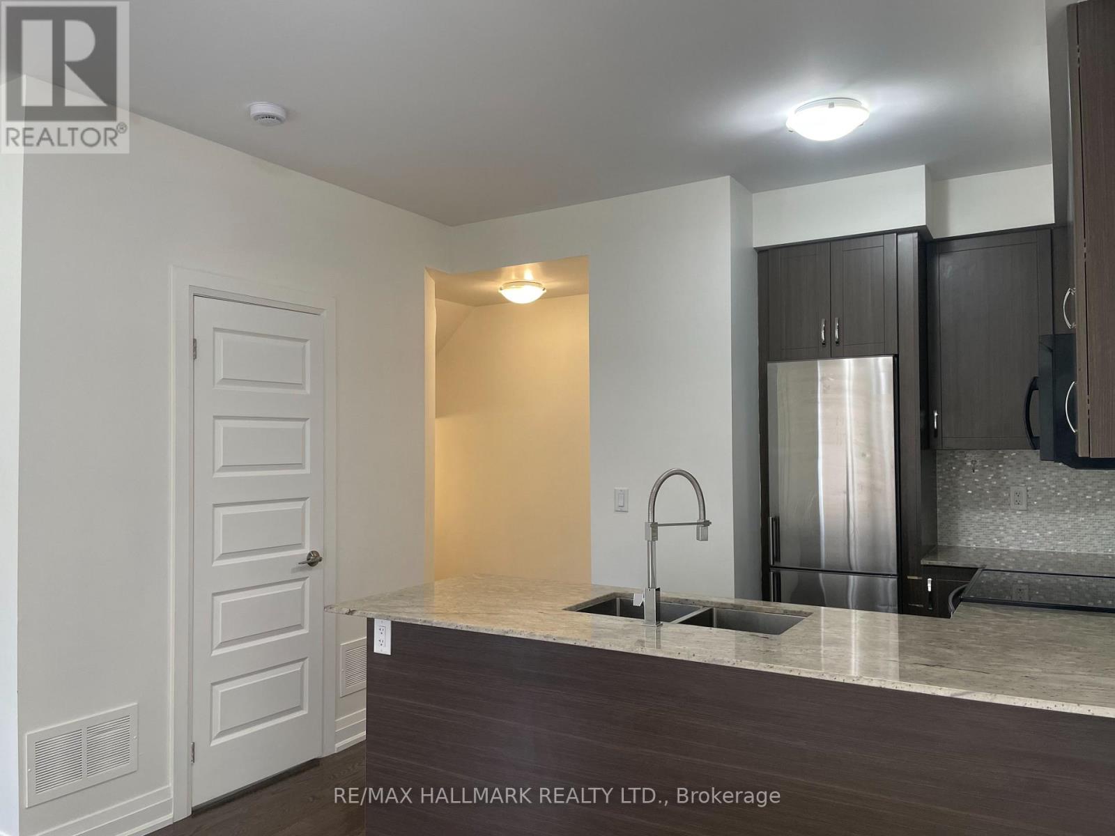 21 - 15 Eldora Avenue, Toronto, Ontario  M2M 0B5 - Photo 12 - C12937444