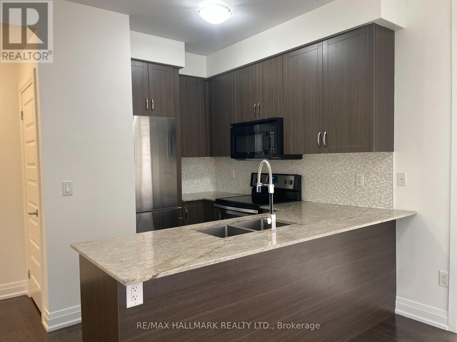 21 - 15 Eldora Avenue, Toronto, Ontario  M2M 0B5 - Photo 13 - C12937444