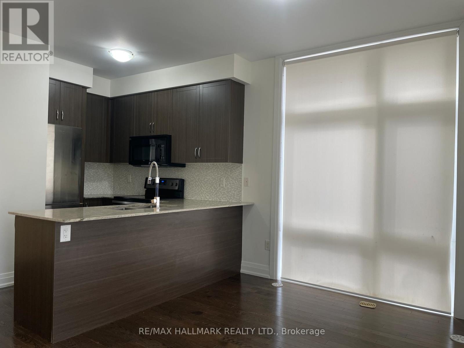 21 - 15 Eldora Avenue, Toronto, Ontario  M2M 0B5 - Photo 17 - C12937444