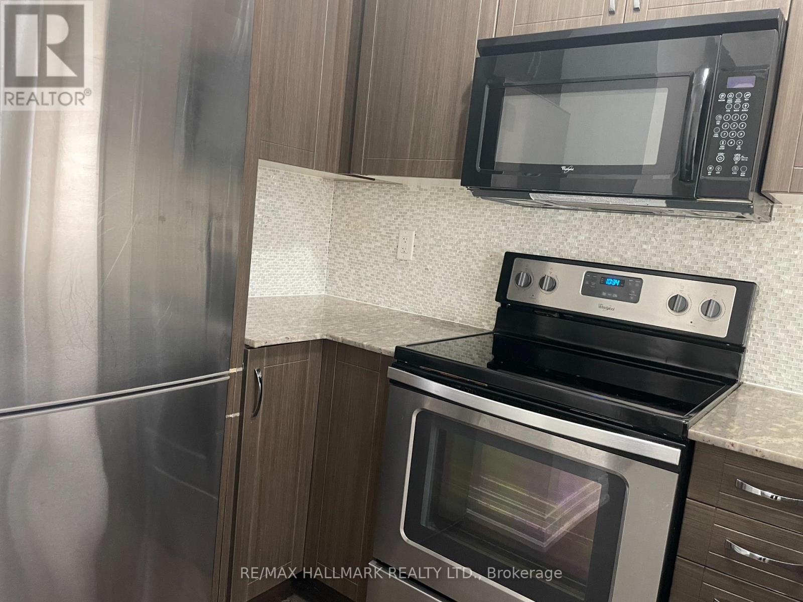 21 - 15 Eldora Avenue, Toronto, Ontario  M2M 0B5 - Photo 27 - C12937444