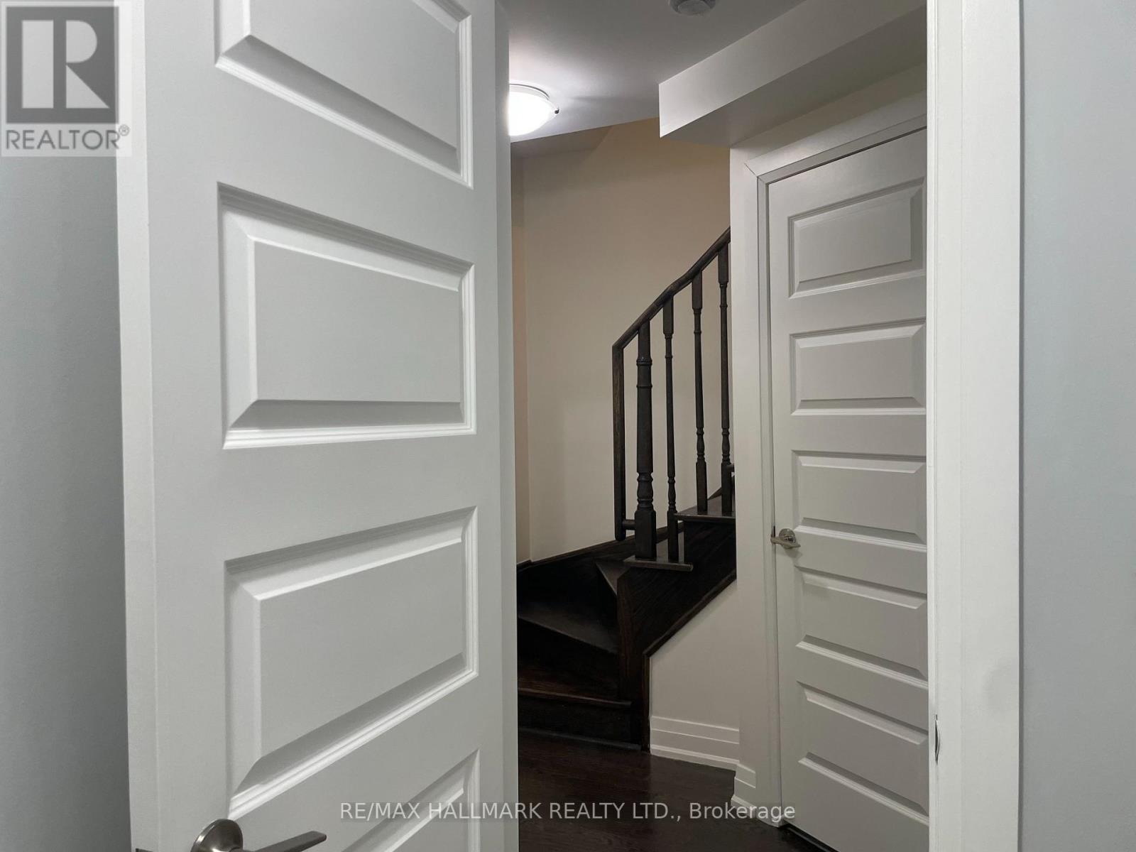 21 - 15 Eldora Avenue, Toronto, Ontario  M2M 0B5 - Photo 29 - C12937444