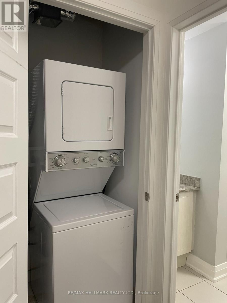 21 - 15 Eldora Avenue, Toronto, Ontario  M2M 0B5 - Photo 32 - C12937444