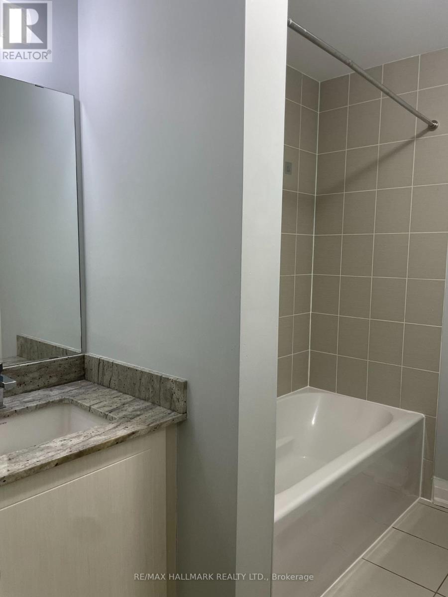 21 - 15 Eldora Avenue, Toronto, Ontario  M2M 0B5 - Photo 33 - C12937444