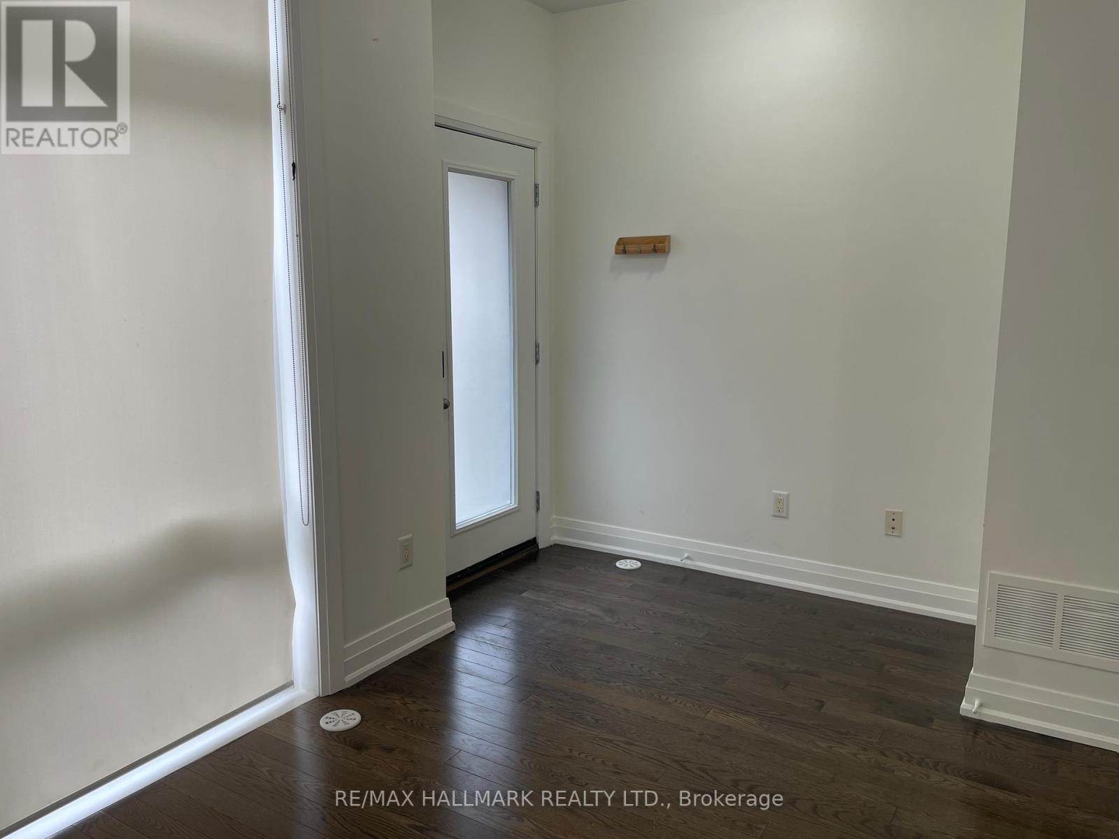 21 - 15 Eldora Avenue, Toronto, Ontario  M2M 0B5 - Photo 9 - C12937444