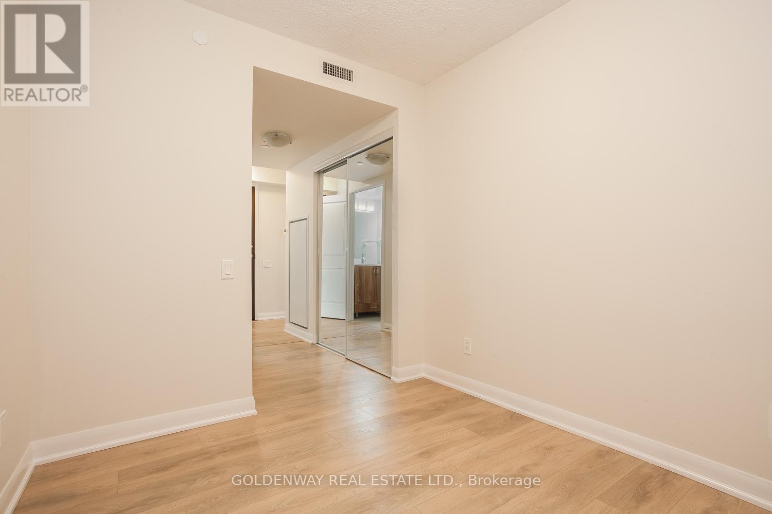1815 - 5162 Yonge Street, Toronto, Ontario  M2N 0E9 - Photo 14 - C12937448