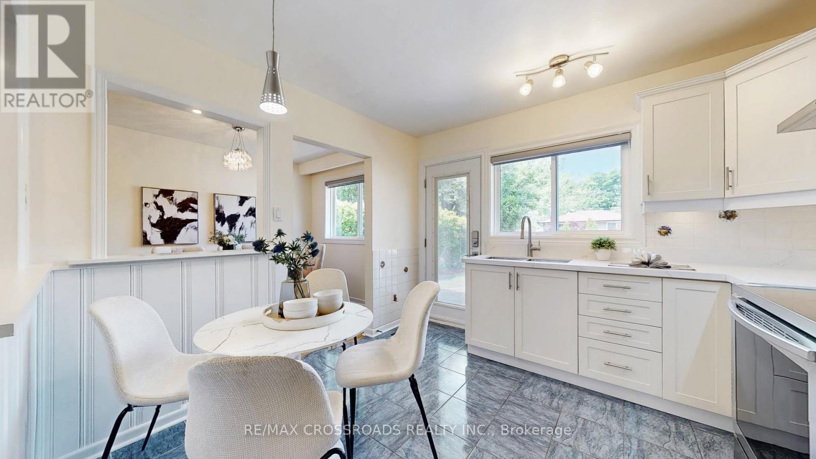 47 Flavian Crescent, Toronto, Ontario  M2H 1V8 - Photo 18 - C12937506