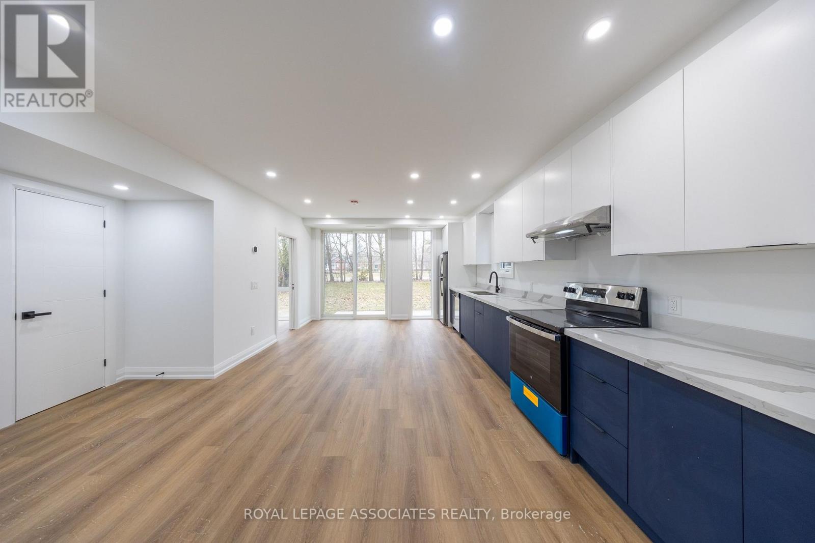 28 Bobmar Road, Toronto, Ontario  M1C 1C9 - Photo 8 - E12937440