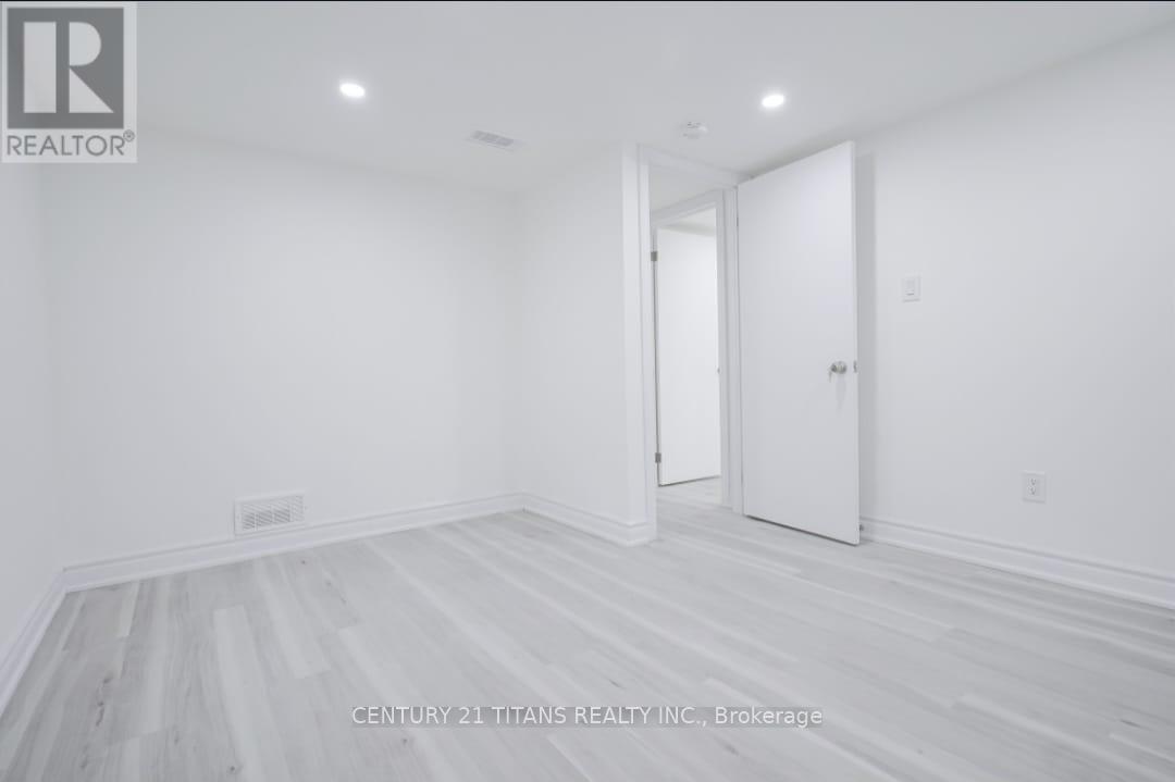 Basement - 114 Benjamin Boulevard, Toronto, Ontario  M1K 3P1 - Photo 12 - E12937456