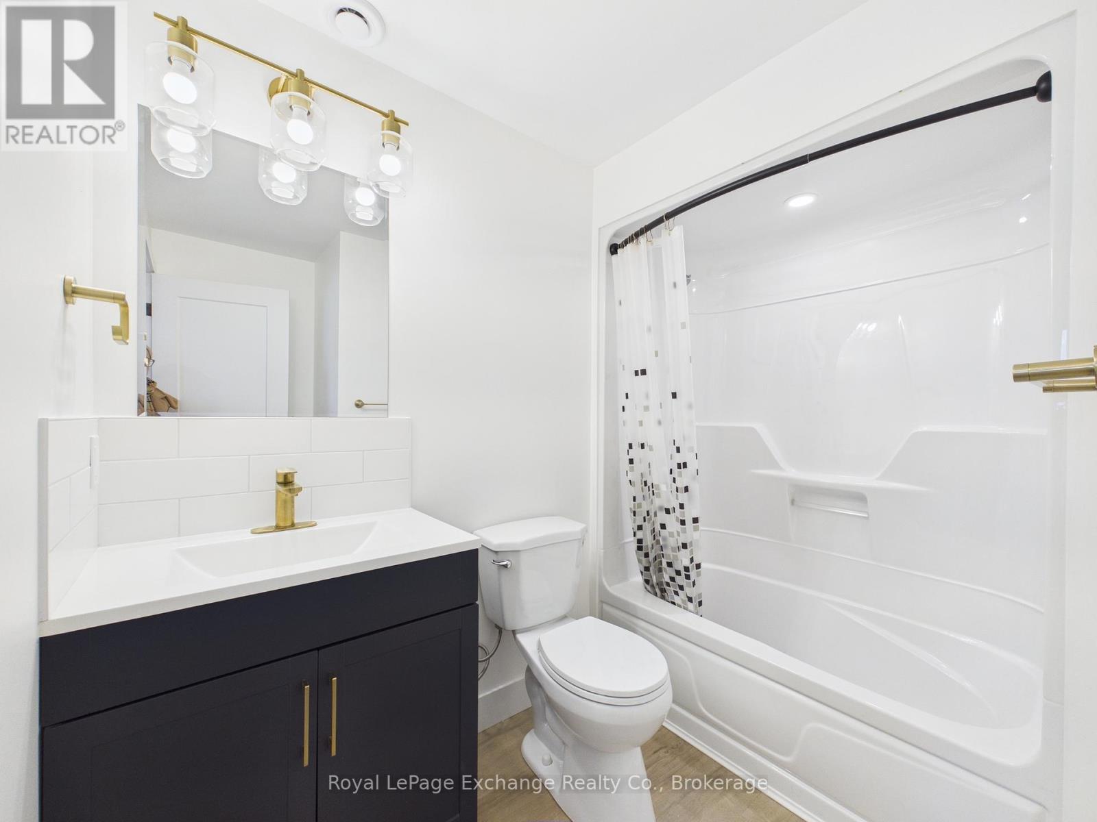 1085 Sutton Street, Kincardine, Ontario  N2Z 2G1 - Photo 16 - X12769474