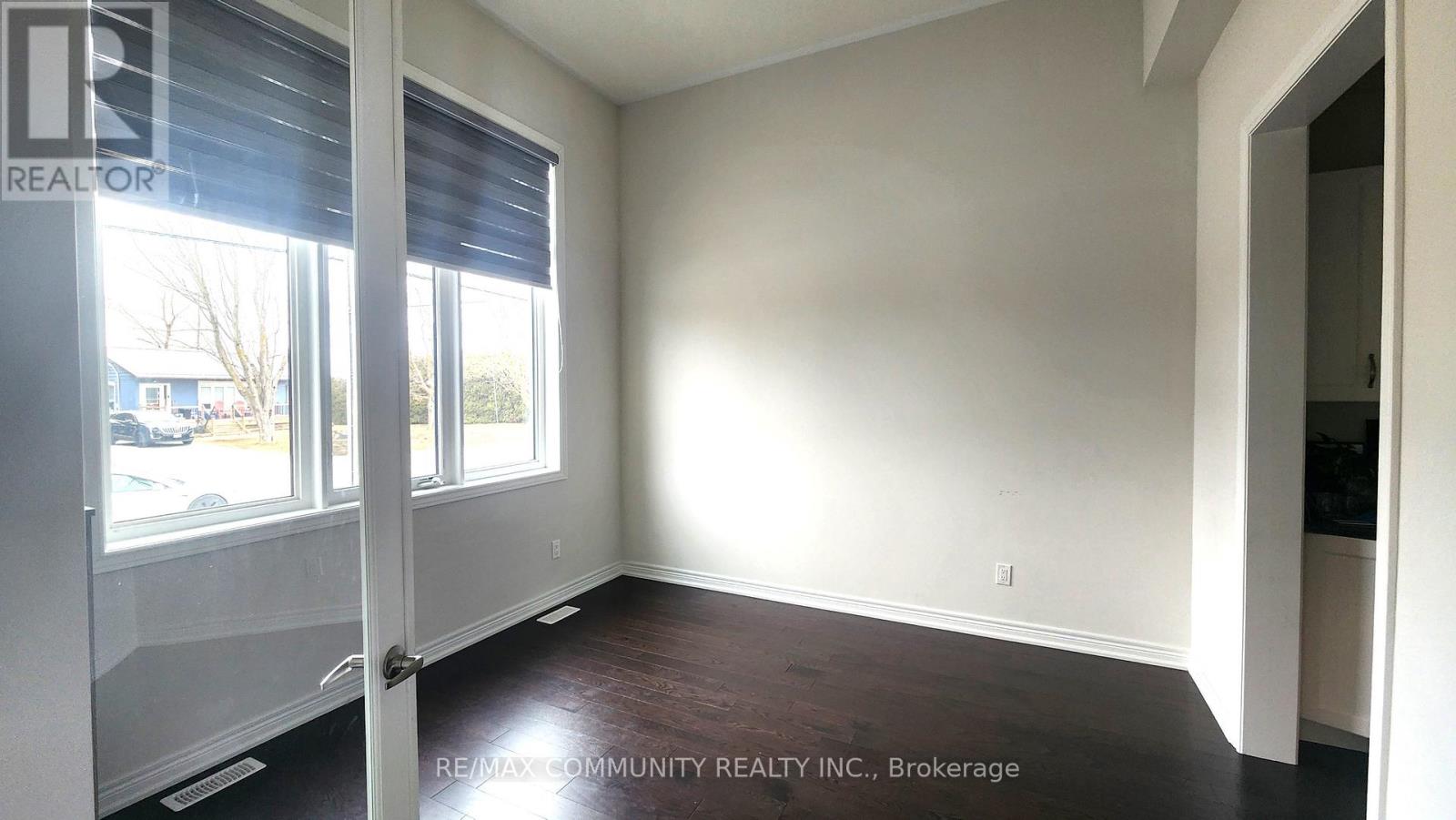 Main - 58 Catering Road, Georgina, Ontario  L0E 1R0 - Photo 4 - N12937486