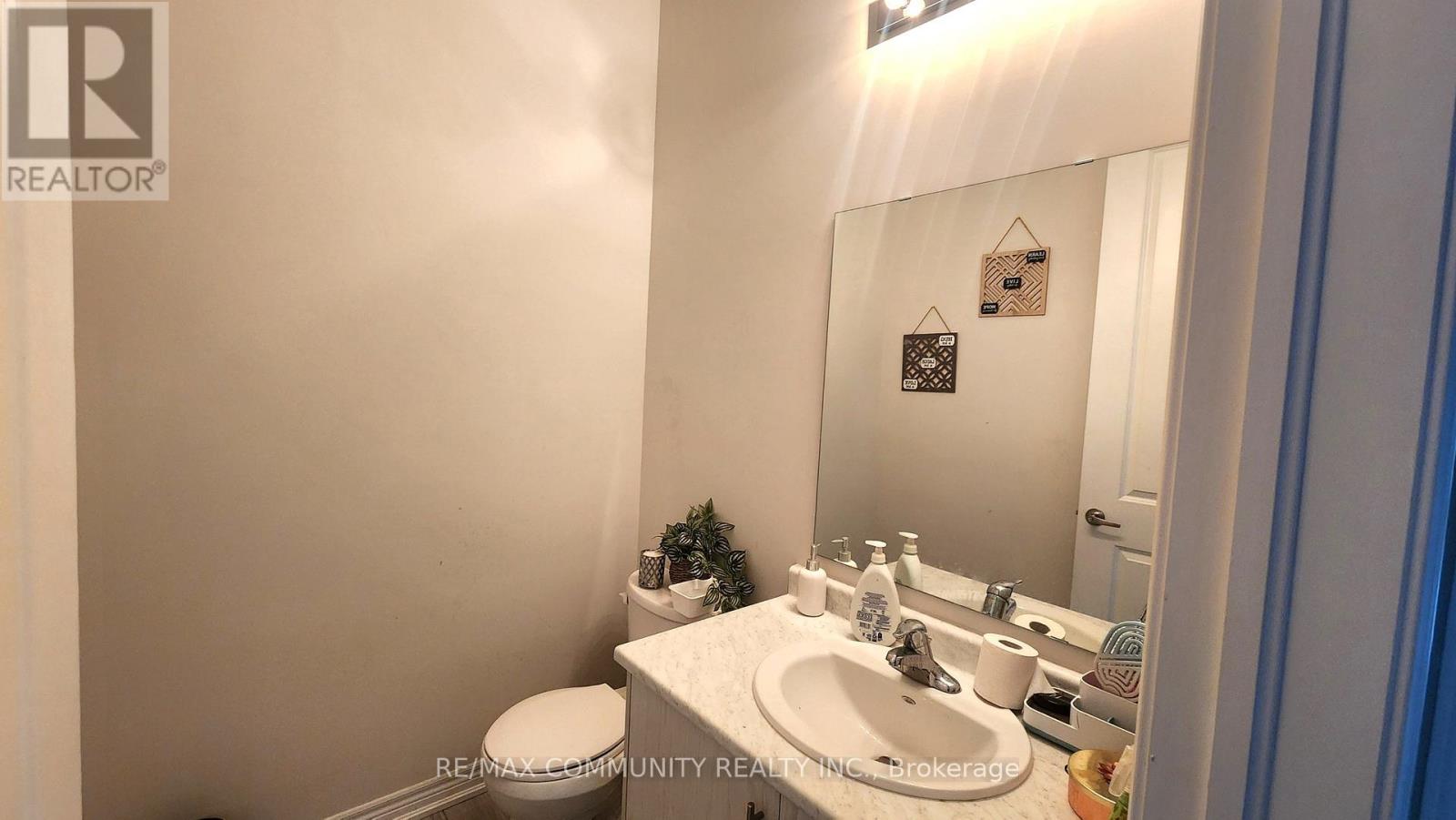 Main - 58 Catering Road, Georgina, Ontario  L0E 1R0 - Photo 5 - N12937486