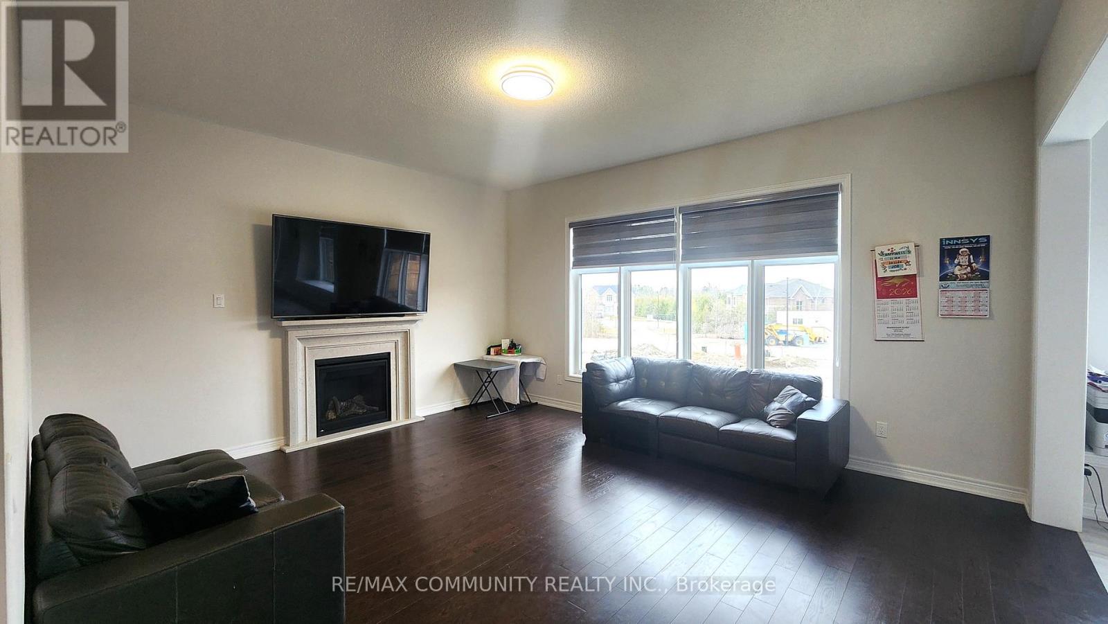 Main - 58 Catering Road, Georgina, Ontario  L0E 1R0 - Photo 9 - N12937486