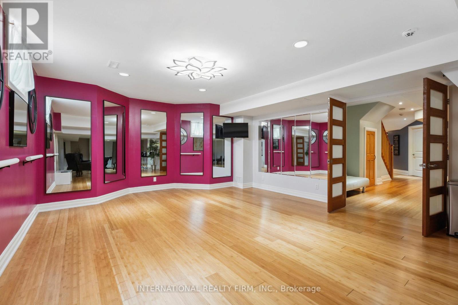 6 Pinehurst Lane, Springwater, Ontario  L9X 0C7 - Photo 35 - S12937482