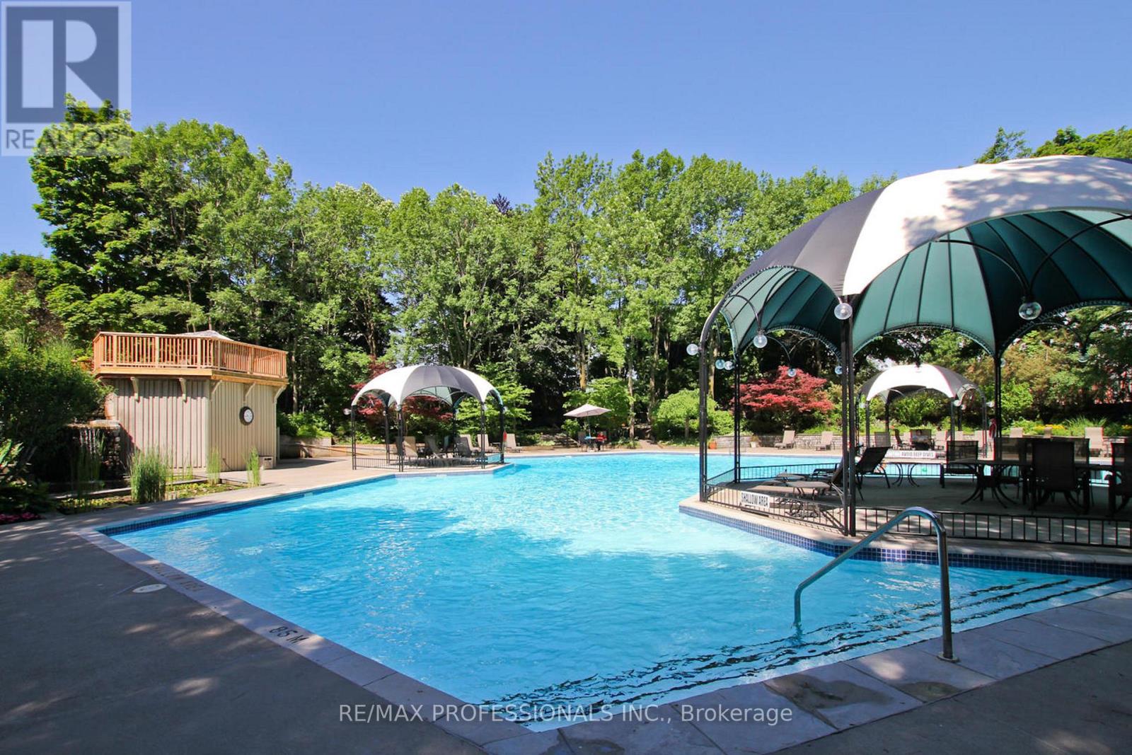 1806 - 2010 Islington Avenue, Toronto, Ontario  M9P 3S8 - Photo 35 - W12937434