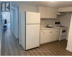 135 EMERSON AVENUE, Toronto, Ontario