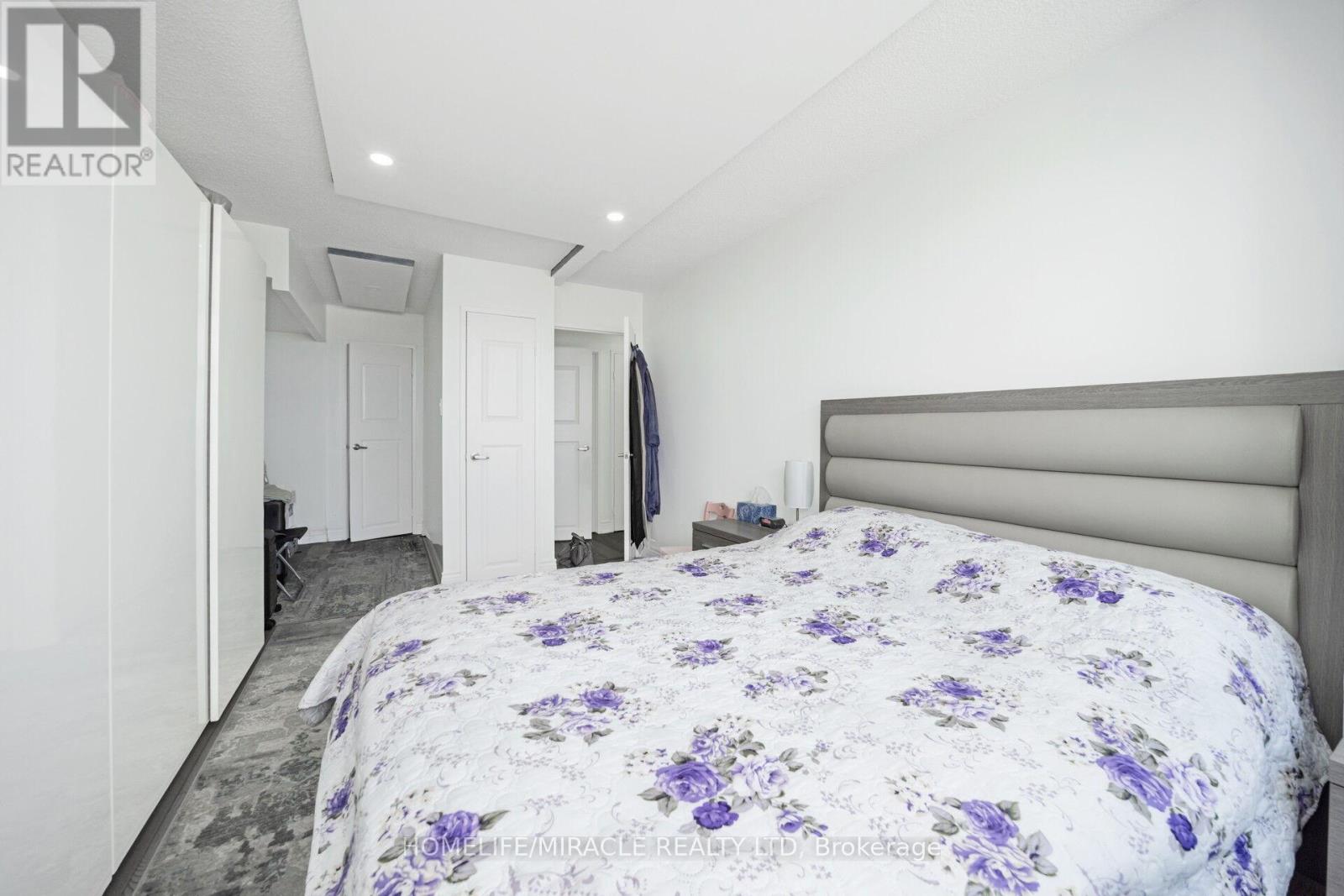 1802 - 8 Lisa Street, Brampton, Ontario  L6T 4S6 - Photo 36 - W12937502