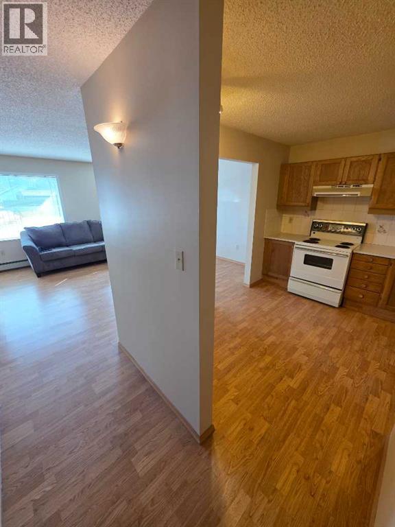 102, 5015 51 Street, Taber, Alberta  T1G 1P4 - Photo 5 - A2295420