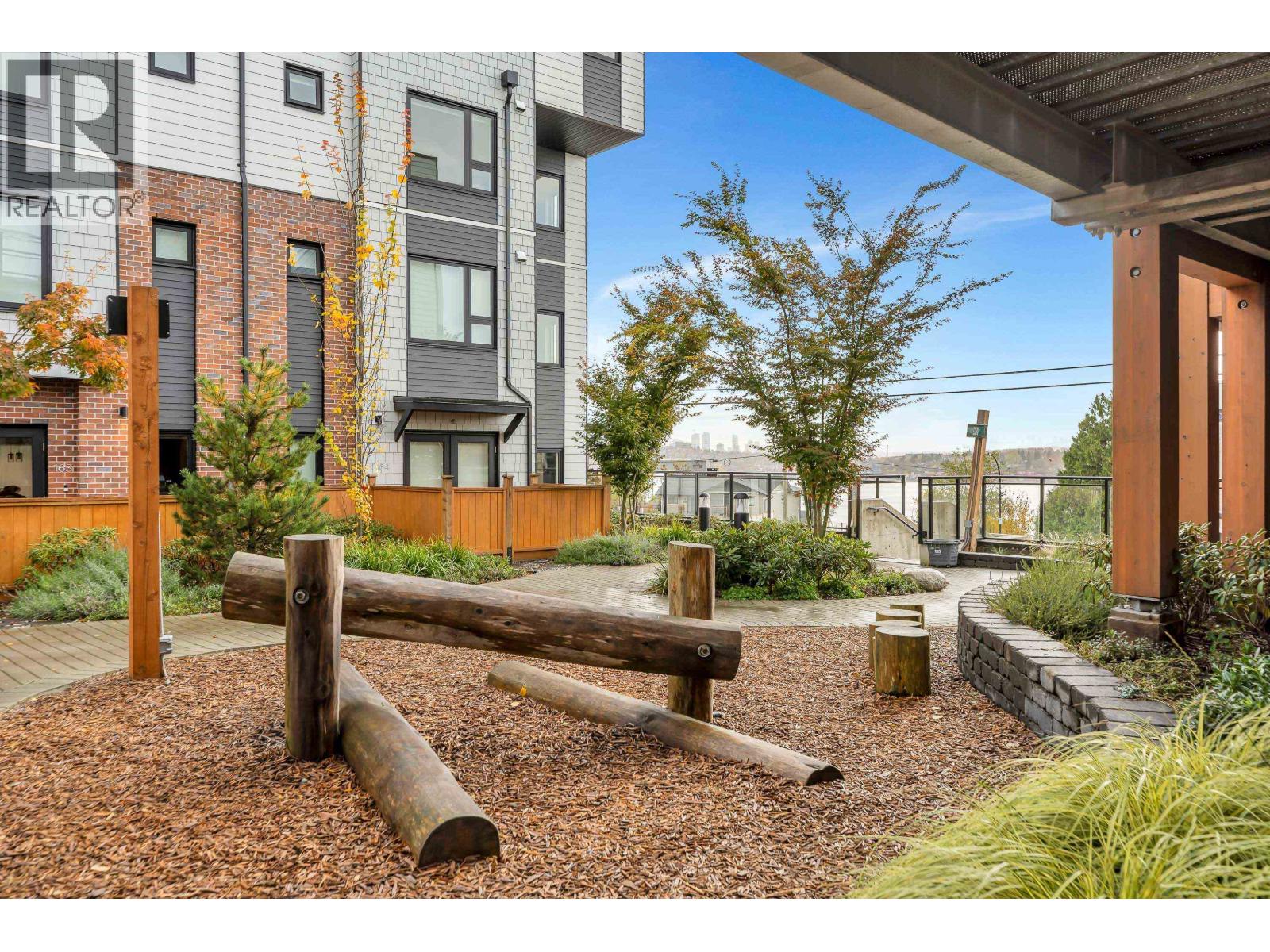 146 545 E 2nd Street, North Vancouver, British Columbia  V7L 1E1 - Photo 3 - R3093159