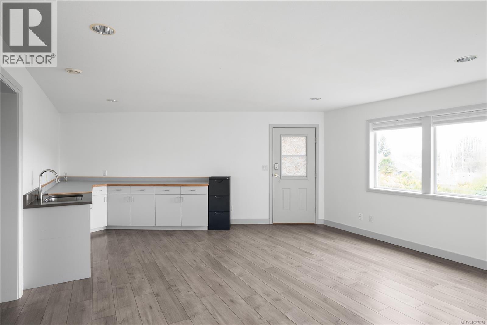 1087 Totemwood Lane, Saanich, British Columbia  V8X 5E3 - Photo 41 - 1027974