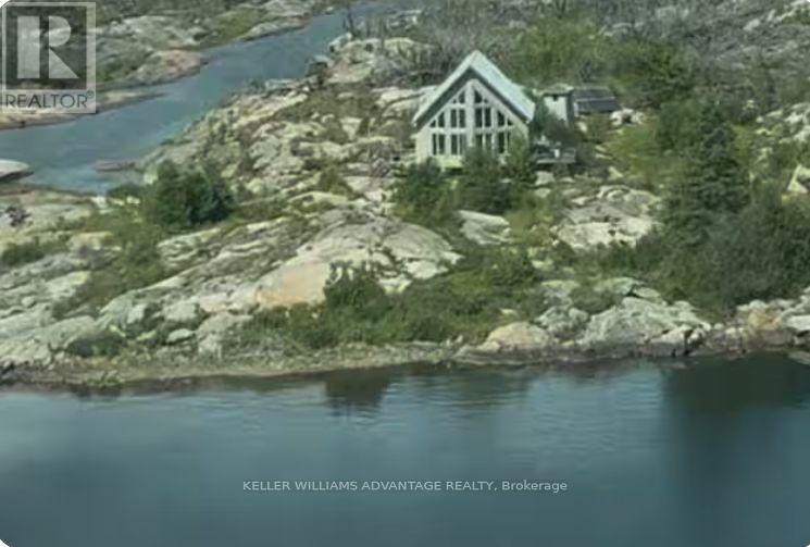 WHISTLER ISLAND WHISTLER ISLAND, Killarney, Ontario