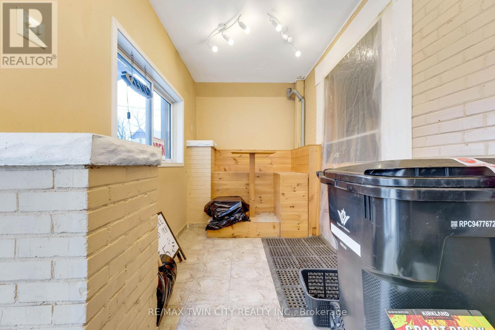 24 Madison Avenue S, Kitchener, Ontario  N2G 3M3 - Photo 29 - X12937494