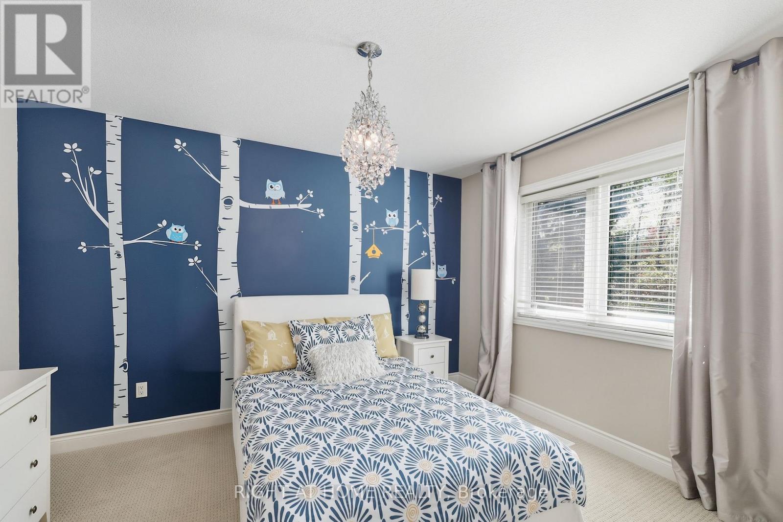 35 Caverhill Crescent, Middlesex Centre, Ontario  N0L 1R0 - Photo 33 - X12937498