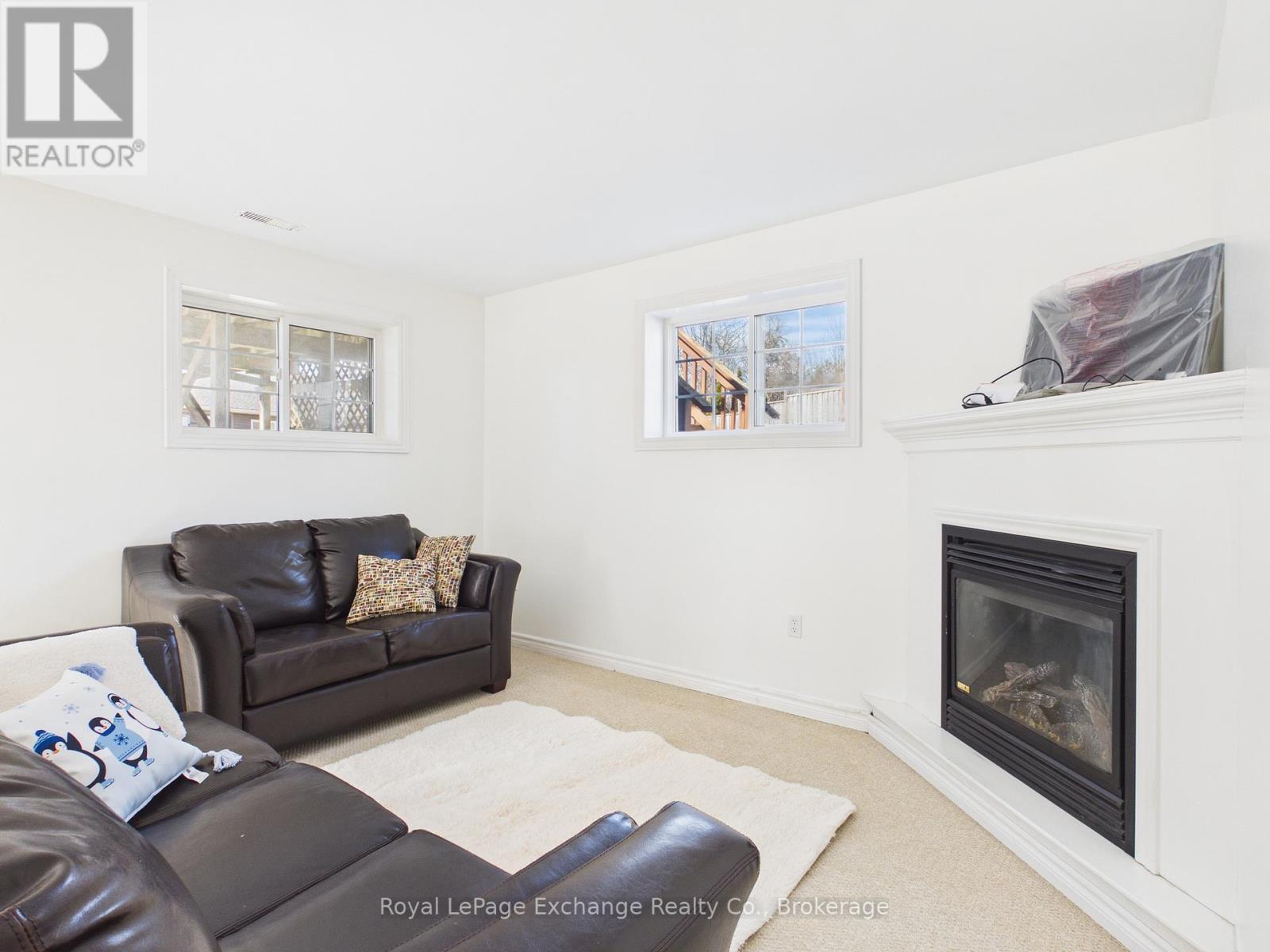 Lower - 378 Duncan Place, Kincardine, Ontario  N2Z 3B4 - Photo 5 - X12485717